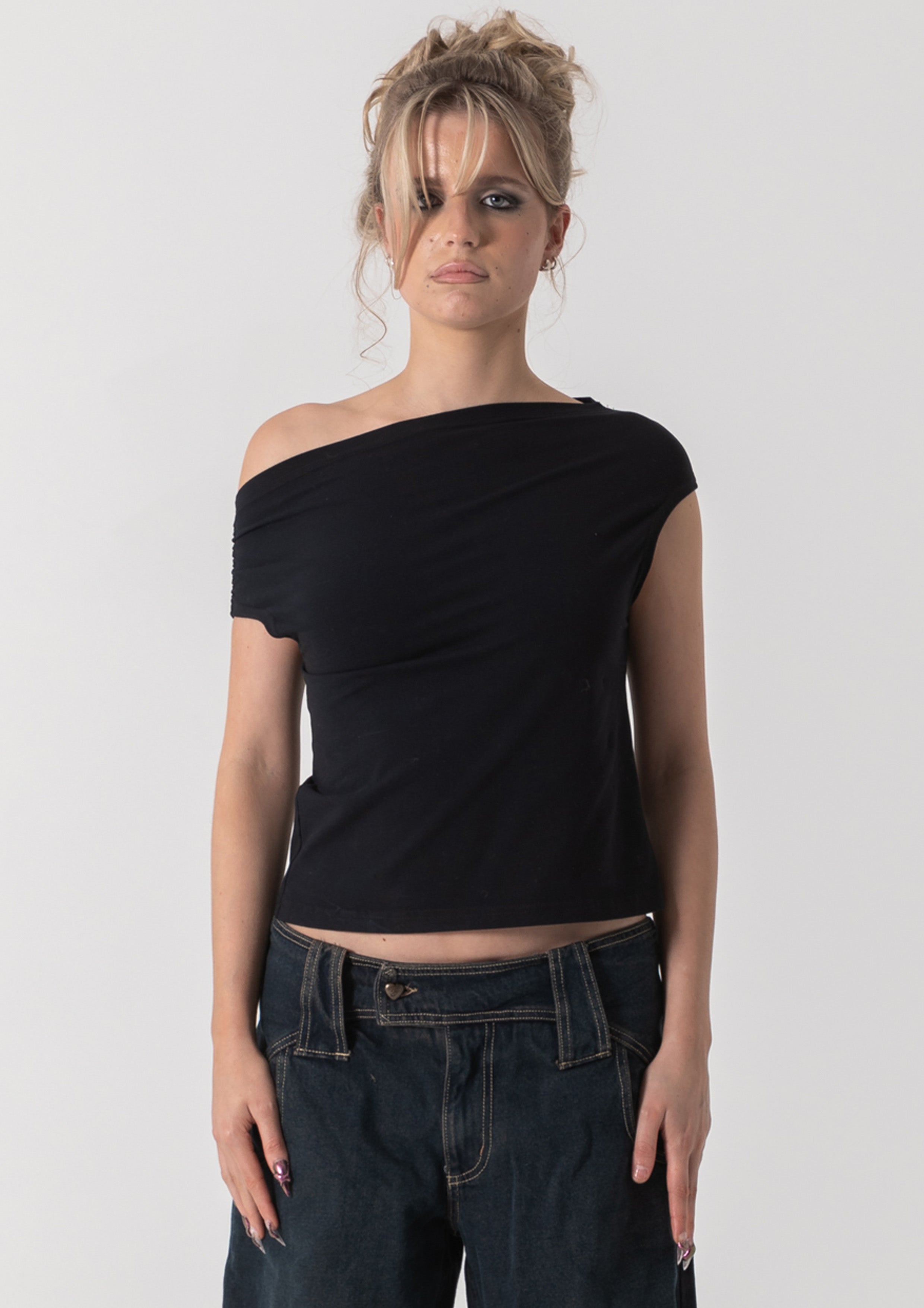 SARA TOP - BLACK