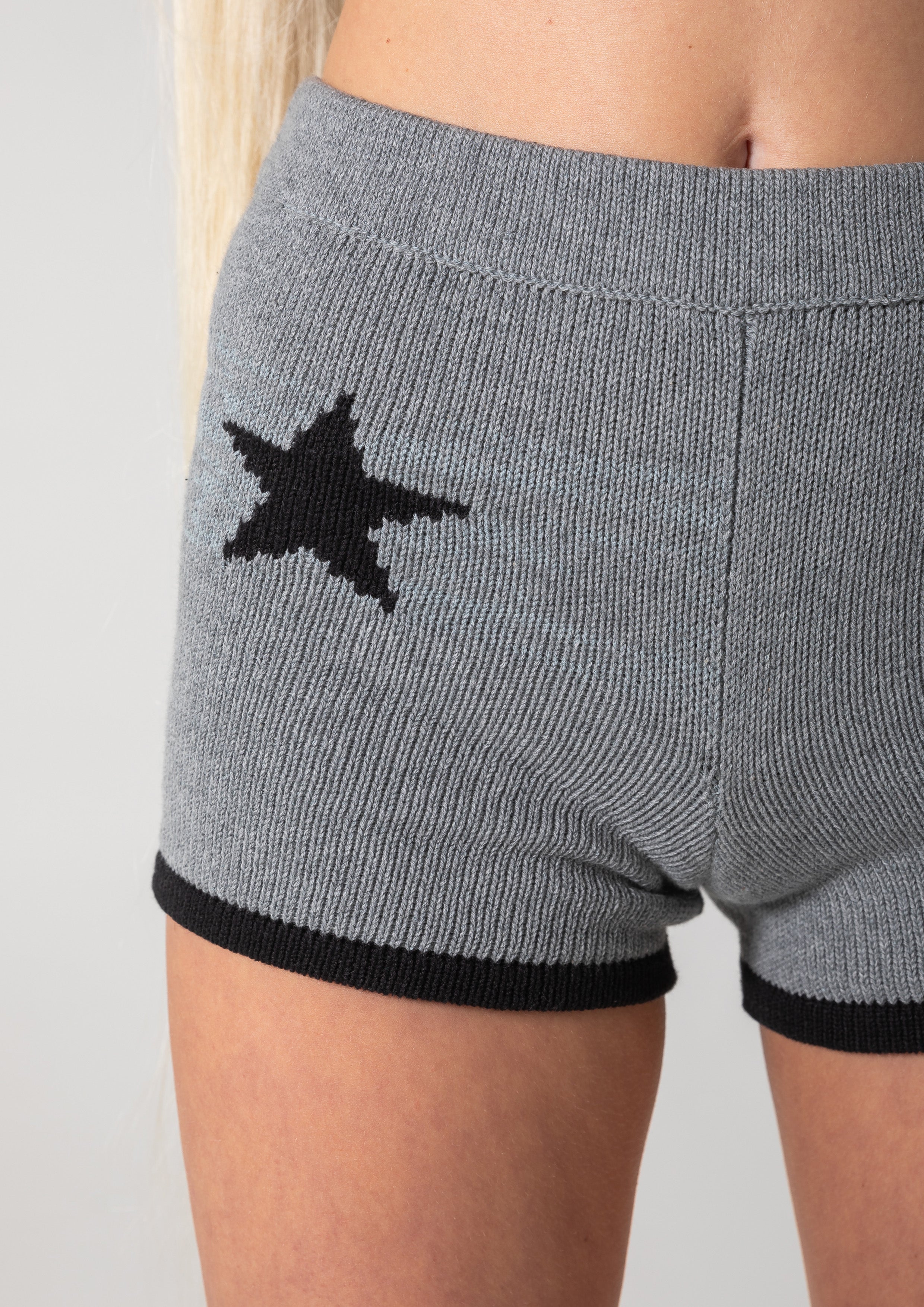 ASPEN KNIT SHORT - GREY