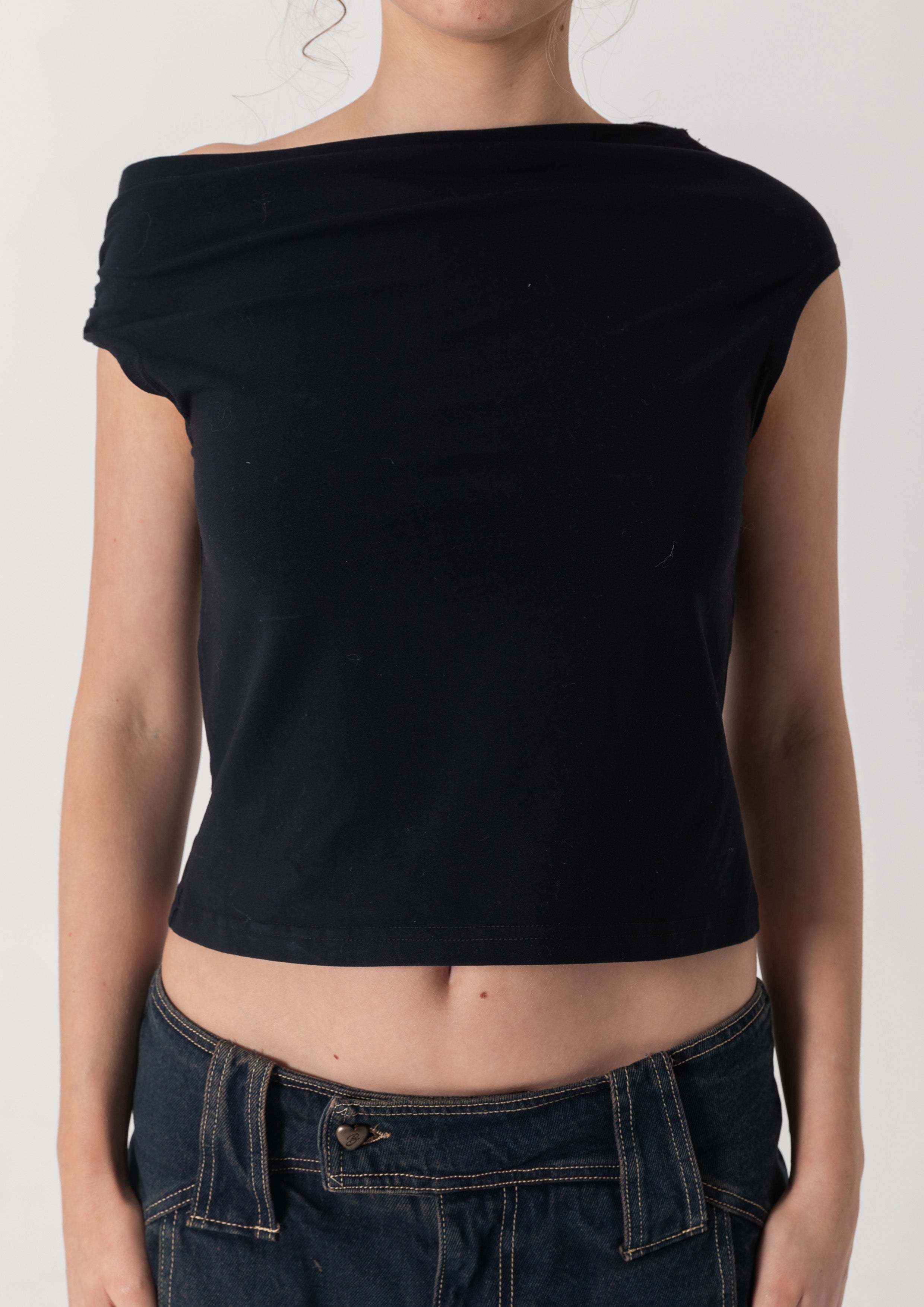 SARA TOP - BLACK