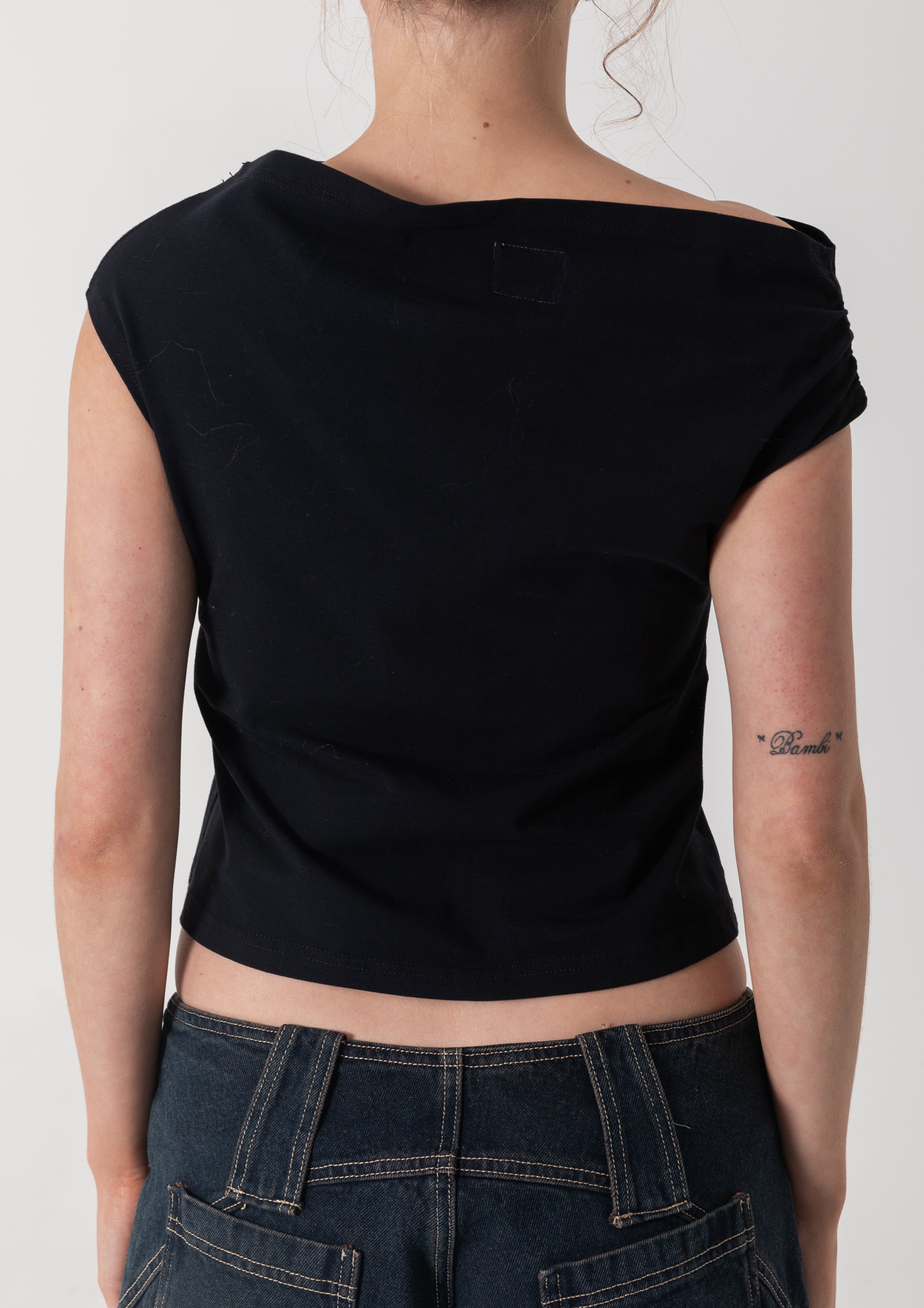 SARA TOP - BLACK